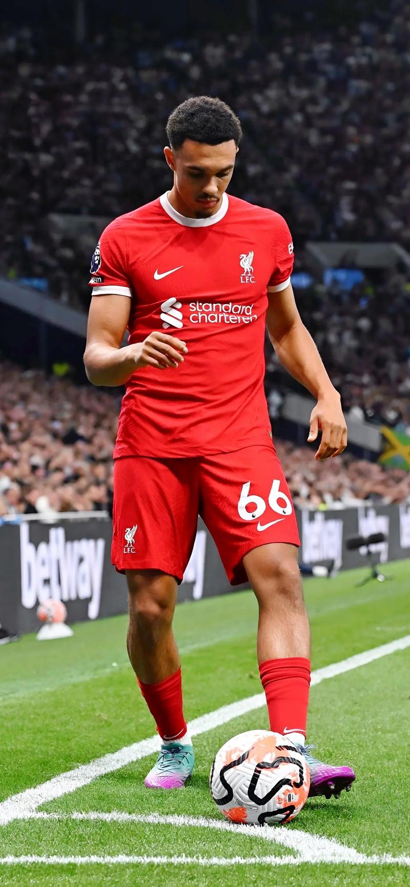 1-3爆冷输球！切尔西七场不败终结，利兹联保级希望大增